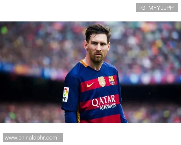 足球明星官方肖像照展现运动员风采与个性魅力的完美结合